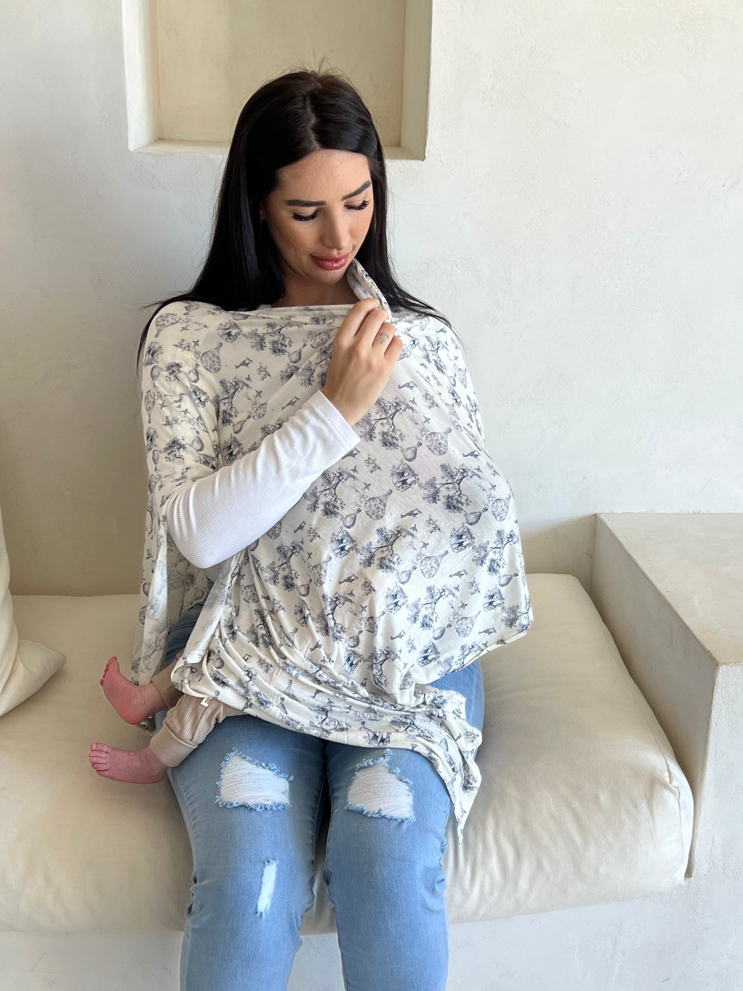 Le Animalis Nursing Cover