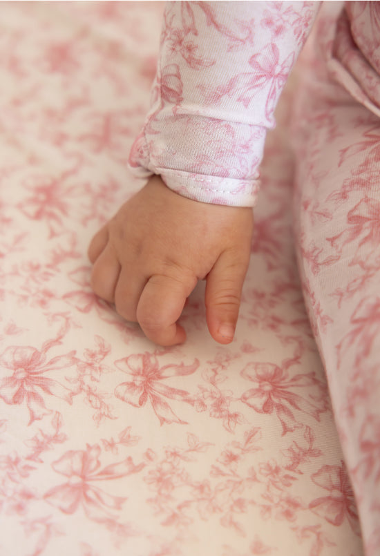 Bow + Fleur Snuggle Sheet